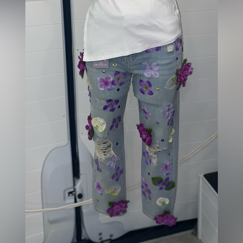 1 of 1 flower jeans